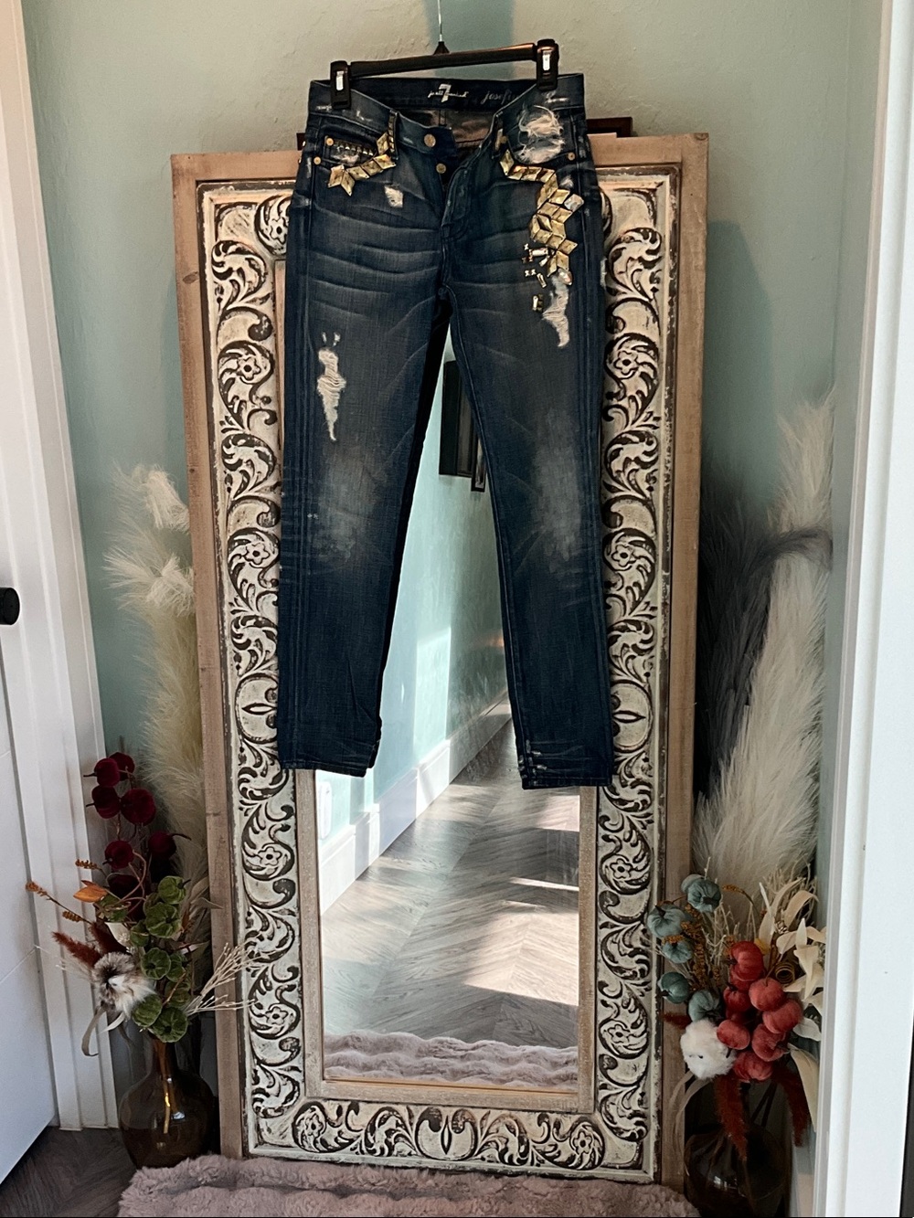 7 For All Mankind Dark Blue Skinny Jeans with Gold Embellishment